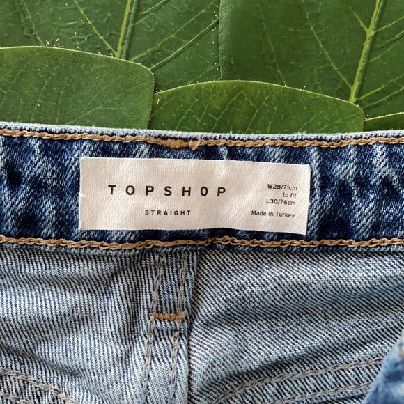 TopShop ripped straight jeans🖤 - Picture 5 of 6